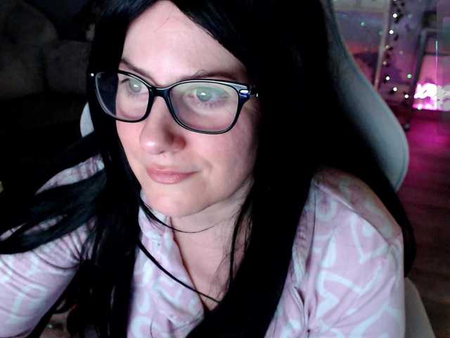 Bellastarrr84's BongaCams show and profile