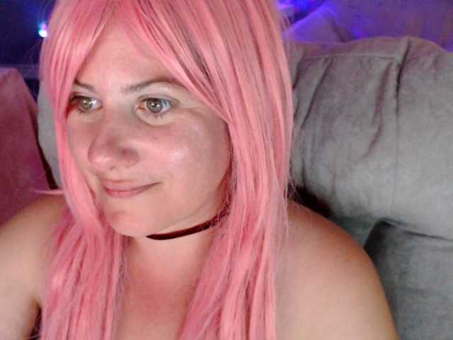 Bellastarrr84 live cam on BongaCams