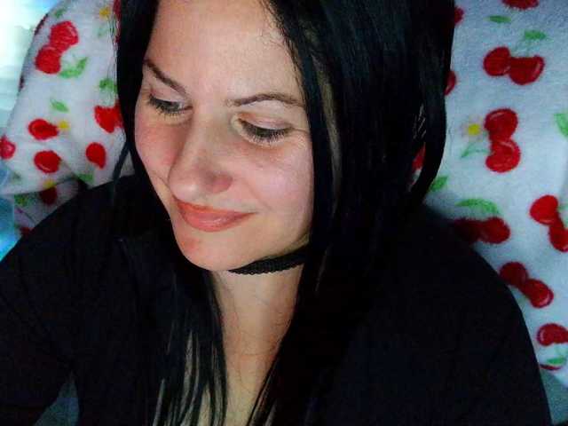 Bellastarrr84 live cam on BongaCams
