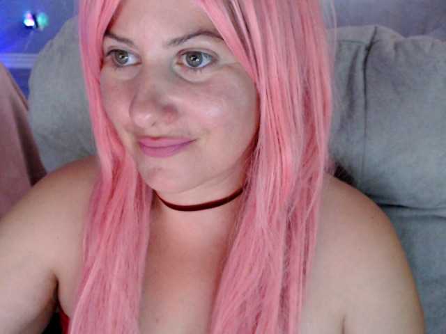 Bellastarrr84 live cam on BongaCams