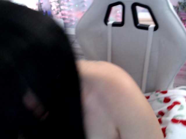 Bellastarrr84 live webcam show