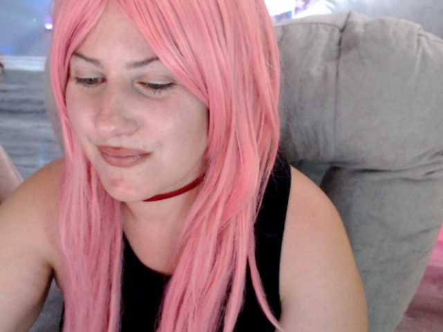Bellastarrr84 live cam on BongaCams
