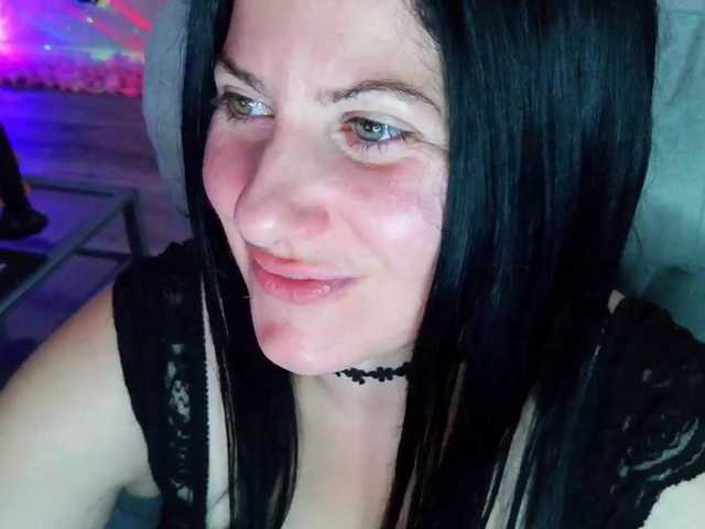 Bellastarrr84 live cam preview