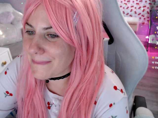 Bellastarrr84 live webcam show