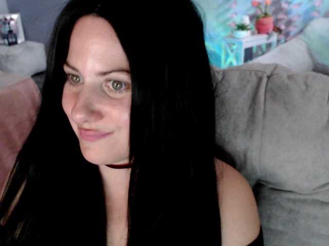 Bellastarrr84 live cam on BongaCams