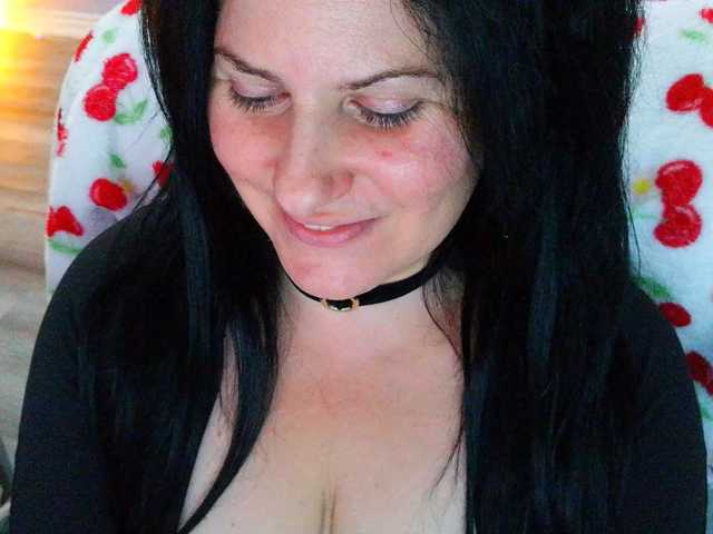 Bellastarrr84 live cam on BongaCams
