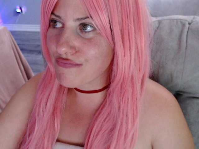 Bellastarrr84 live cam on BongaCams