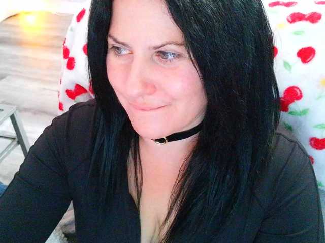 Bellastarrr84 live cam on BongaCams