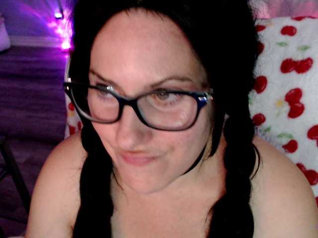 Bellastarrr84, en vivo ahora en BongaCams