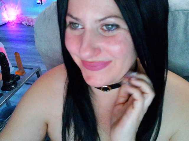Bellastarrr84 live cam preview