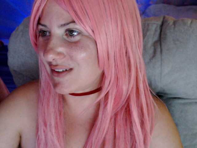 Bellastarrr84 live cam on BongaCams