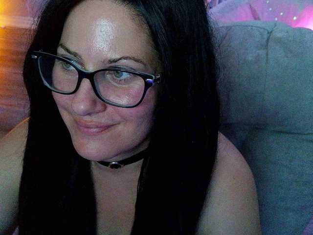 Bellastarrr84 live cam on BongaCams