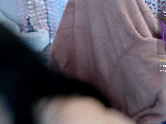 Bellastarrr84 live cam on BongaCams