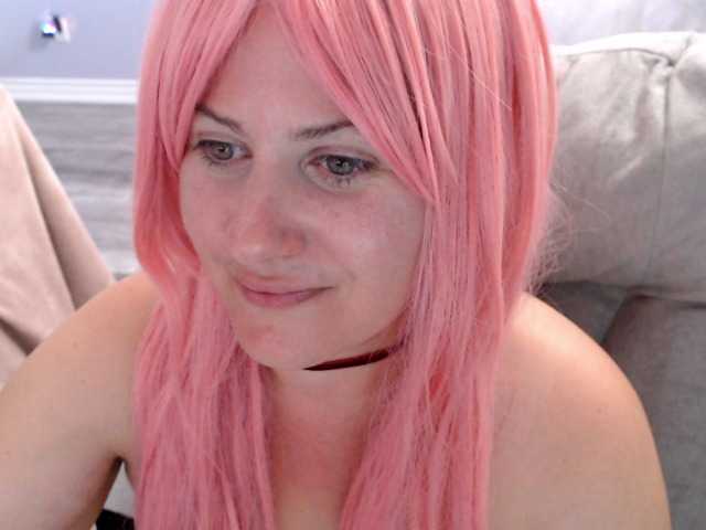 Bellastarrr84 live cam on BongaCams
