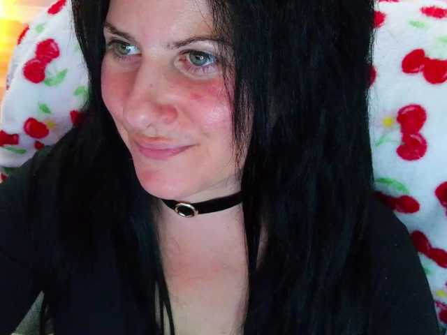 Bellastarrr84 live cam on BongaCams