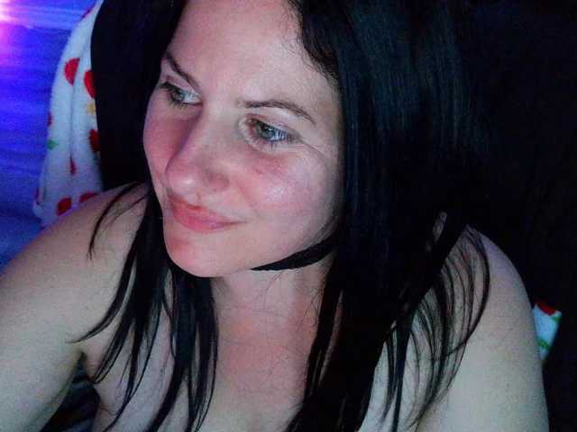 Bellastarrr84 live cam preview
