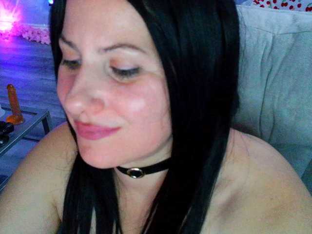 Bellastarrr84 live cam preview