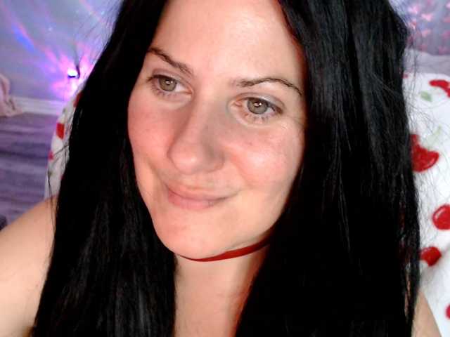 Bellastarrr84 live cam on BongaCams