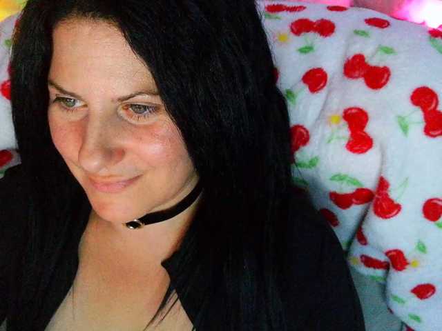 Bellastarrr84 live cam on BongaCams