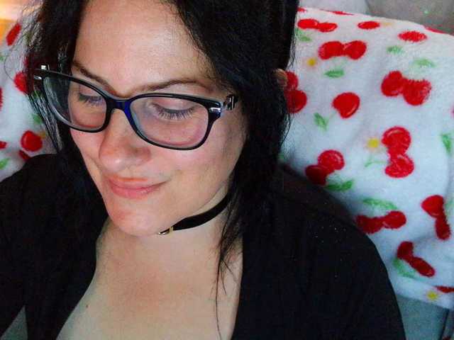 Bellastarrr84 live cam on BongaCams