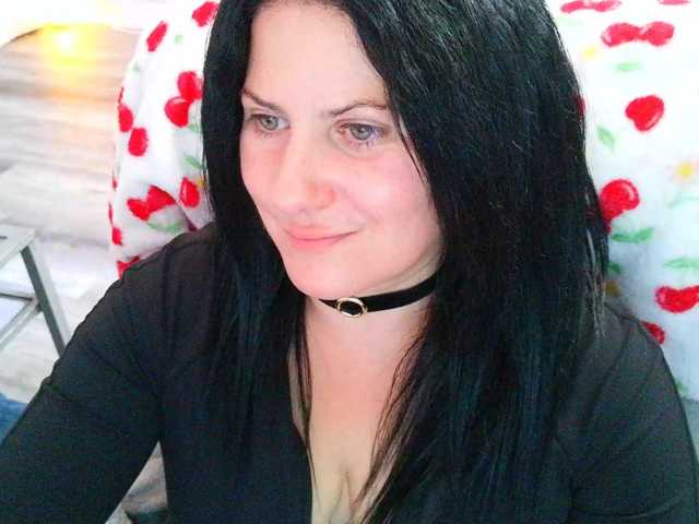 Bellastarrr84 live cam on BongaCams