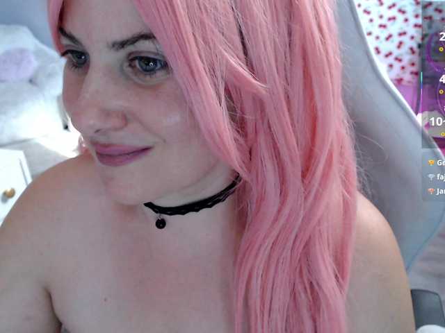 Bellastarrr84 live webcam show