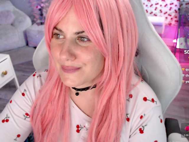 Bellastarrr84 live webcam show