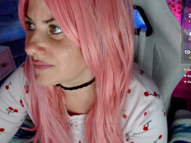 Bellastarrr84 live webcam show