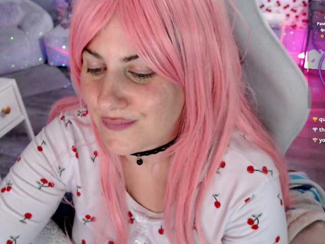Bellastarrr84 live webcam show