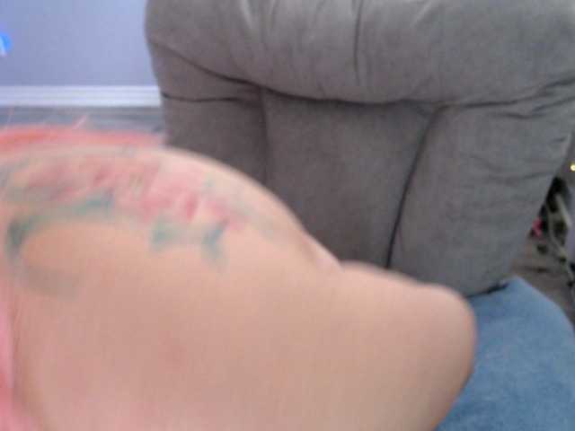 Bellastarrr84 live cam preview