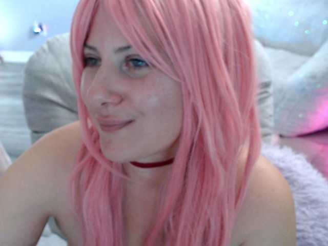 Bellastarrr84 live cam on BongaCams