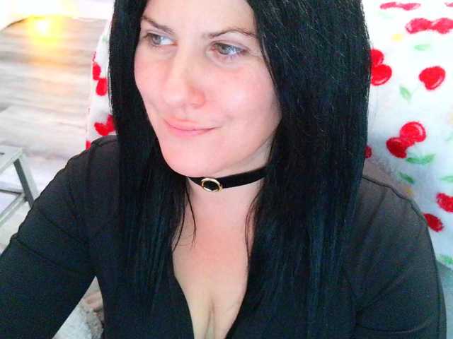 Bellastarrr84 live cam on BongaCams