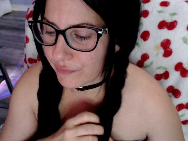 Bellastarrr84 live cam on BongaCams