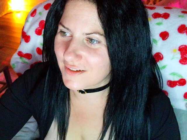 Bellastarrr84 live cam on BongaCams