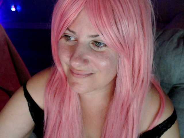 Bellastarrr84 live cam on BongaCams