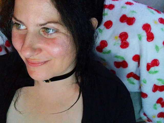 Bellastarrr84 live cam on BongaCams