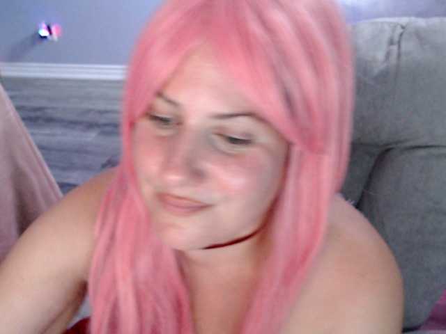 Bellastarrr84 live cam on BongaCams