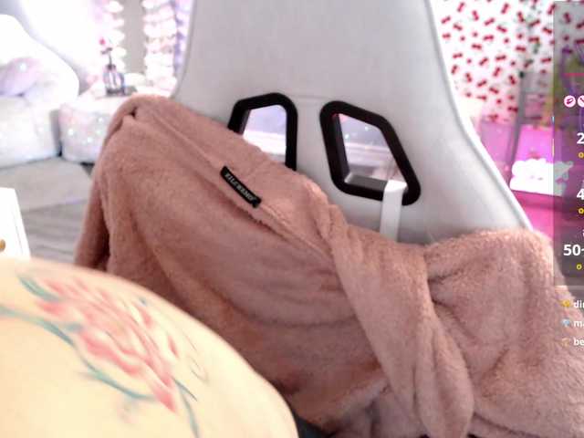 Bellastarrr84 live cam on BongaCams
