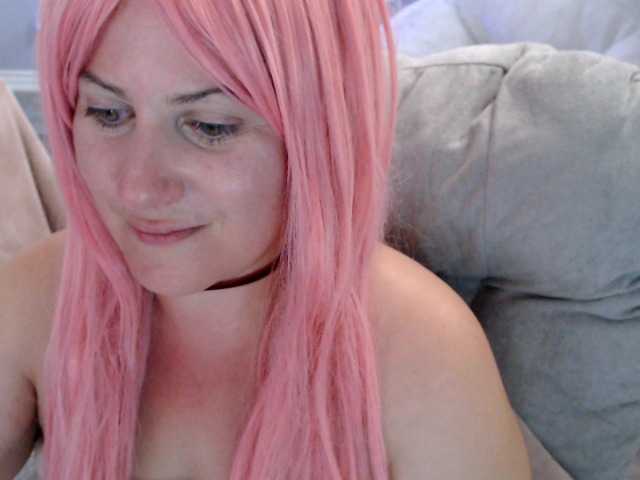 Bellastarrr84 live cam on BongaCams