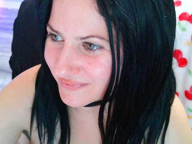 Bellastarrr84 live cam preview