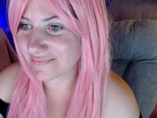 Bellastarrr84 live cam on BongaCams
