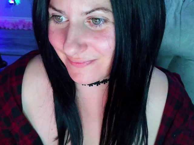 Bellastarrr84 live cam preview