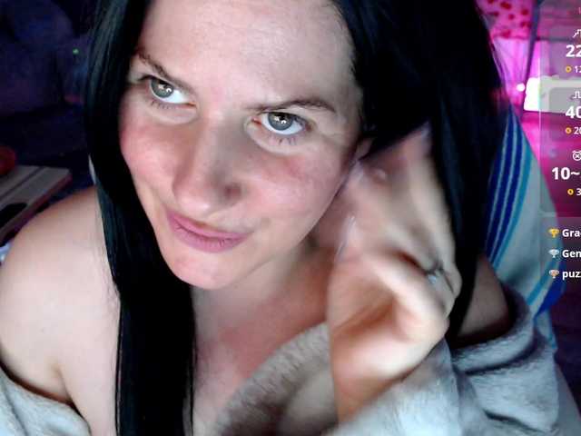 Bellastarrr84 live cam on BongaCams