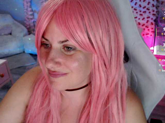 Bellastarrr84 live webcam show