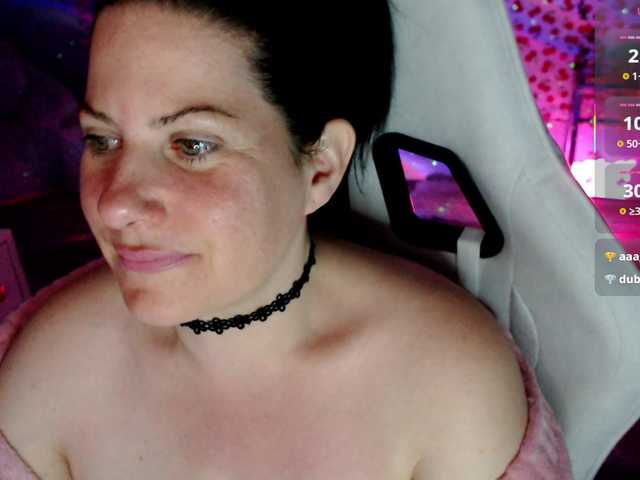 Bellastarrr84 live cam on BongaCams