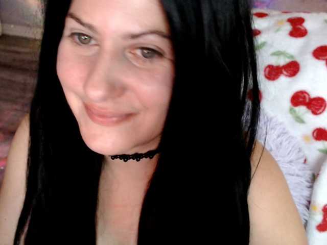 Bellastarrr84 live cam on BongaCams