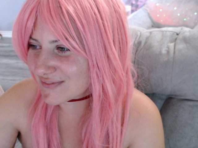 Bellastarrr84 live cam on BongaCams