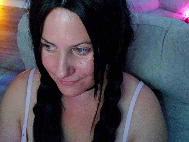 Bellastarrr84 live cam on BongaCams