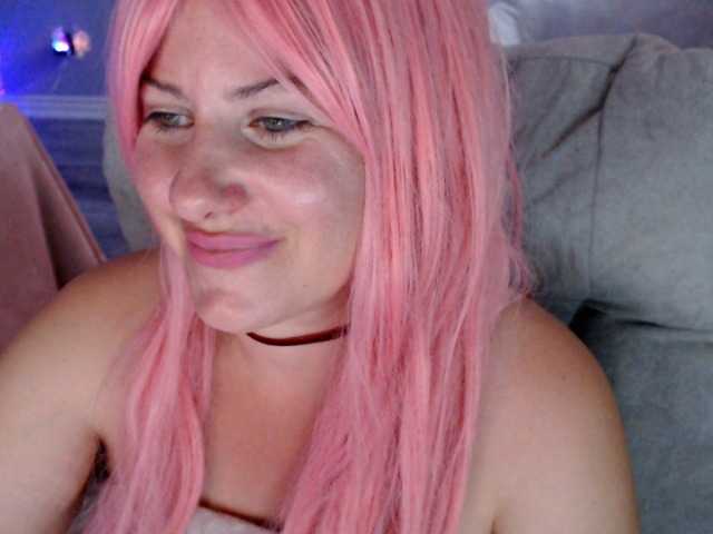 Bellastarrr84 live cam on BongaCams