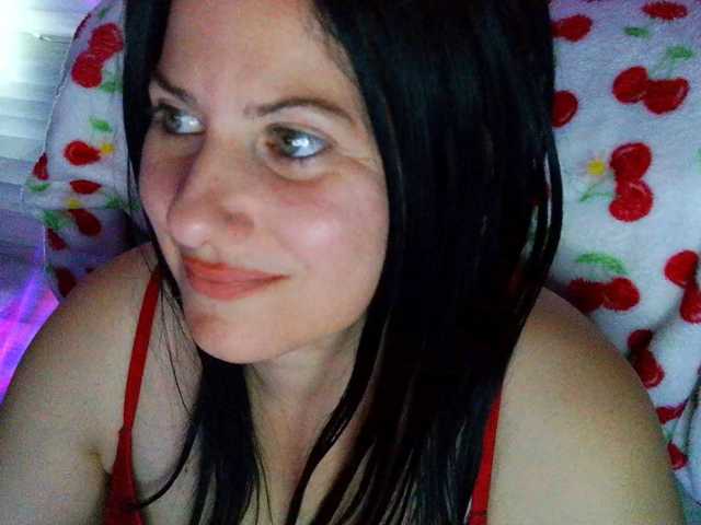 Bellastarrr84 live cam on BongaCams
